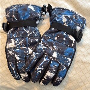 Blue and White Splatter Print Gloves
